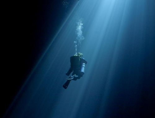 Diving into the Darkness : L’esprit de l’exploration