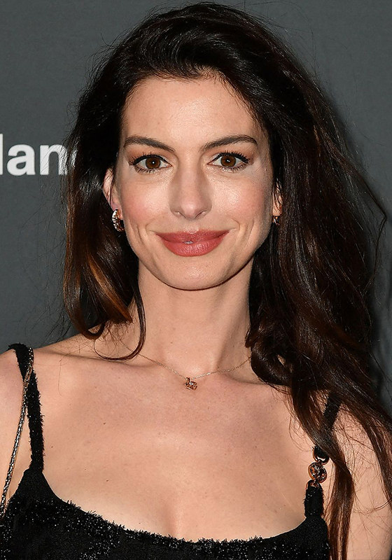 Anne Hathaway