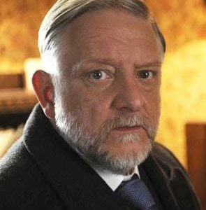 Simon Russell Beale